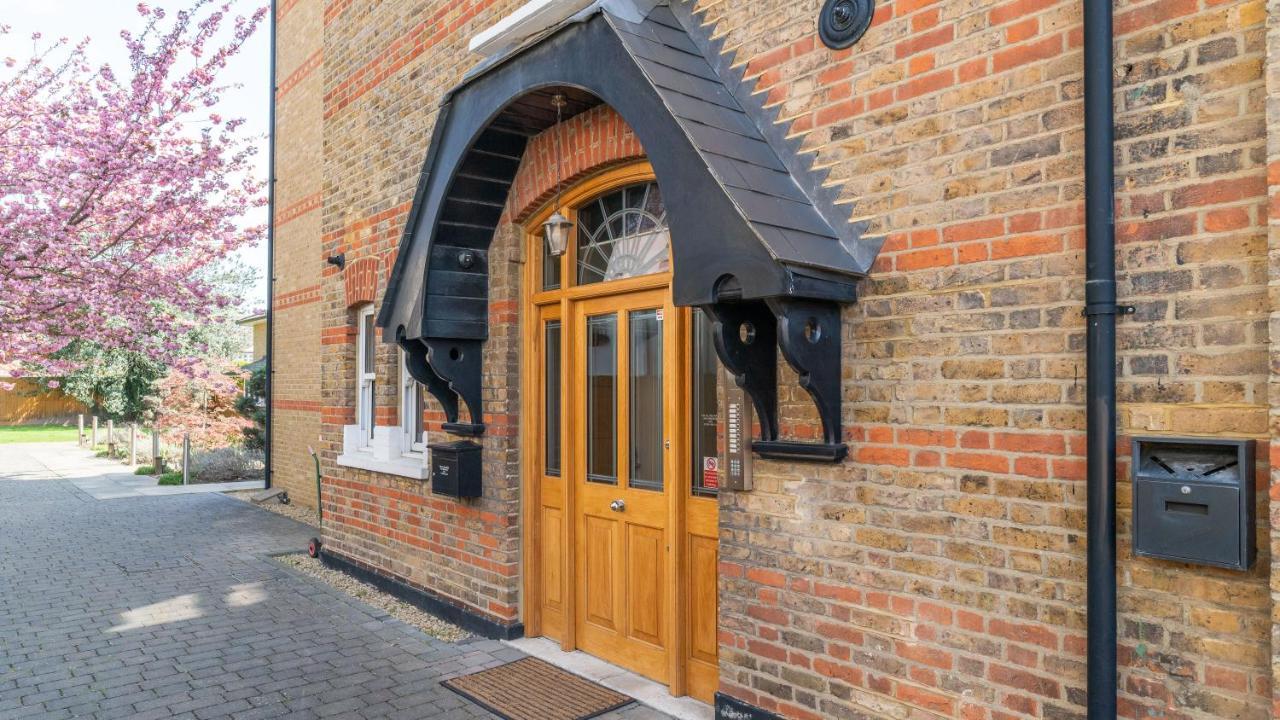 Teddington Lodge Exterior foto